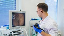 Co czwarty pacjent wykrywa zmiany przedrakowe w tym badaniu. Lekarz wyjaśnia, dlaczego to dobrze