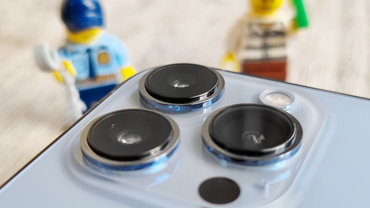 Tryb makro w iPhonie 13 Pro jest super. Szkoda tylko, że Apple nie umie brać przykładu z konkurencji 1