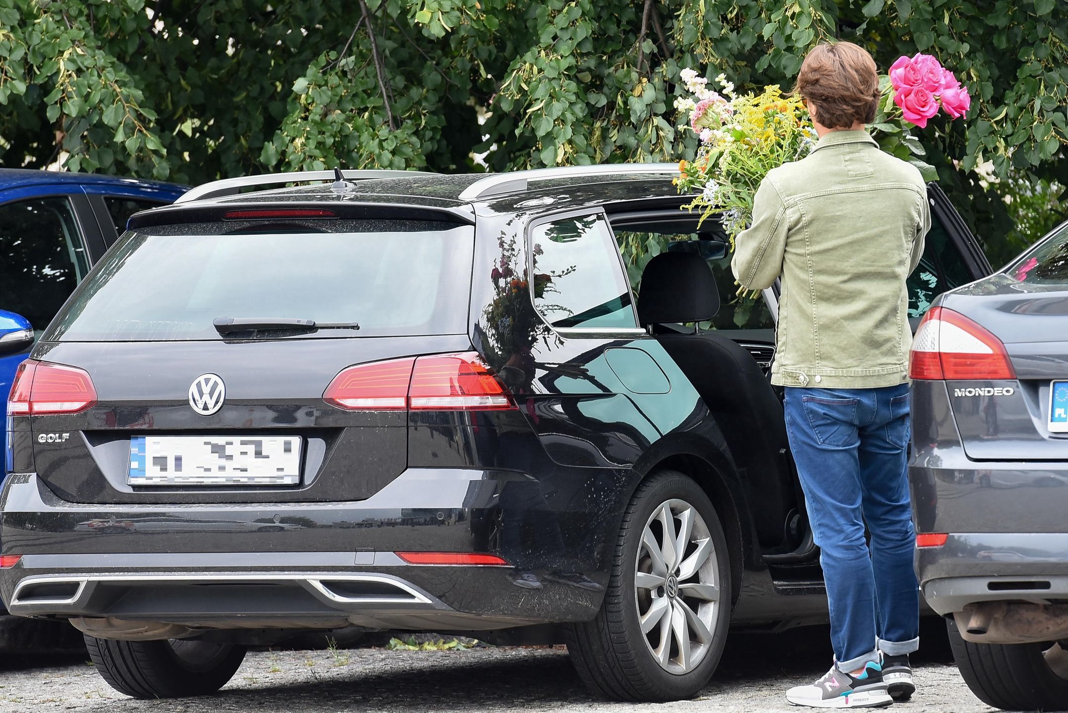 Marcin Hakiel przyjechał po Kasię Cichopek do pracy