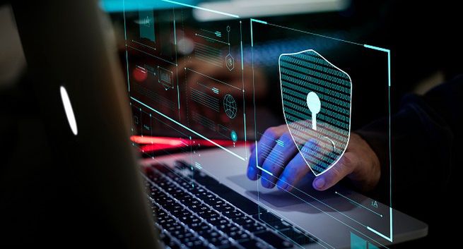 Cyberatak na linie lotnicze. System informatyczny już działa