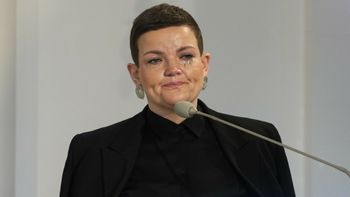 Emocje na pogrzebie Celińskiej. Drżący głos i łzy minister kultury