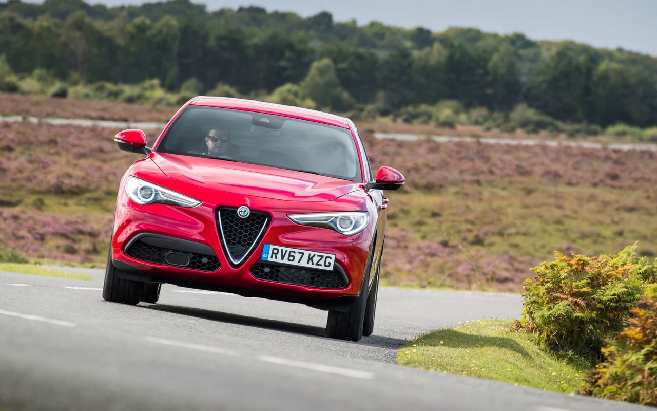 Alfa Romeo Stelvio to bodaj najbardziej niespodziewany przegrany pośród finalistów. Zdobył tylko 163 punkty, czyli najmniej.