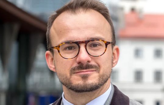 Dziennikarz wraca z telewizji do „Pulsu Biznesu"