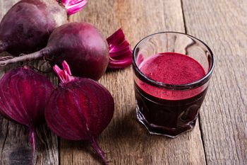 Naturalny eliksir zdrowia. Syrop z buraka z piekarnika