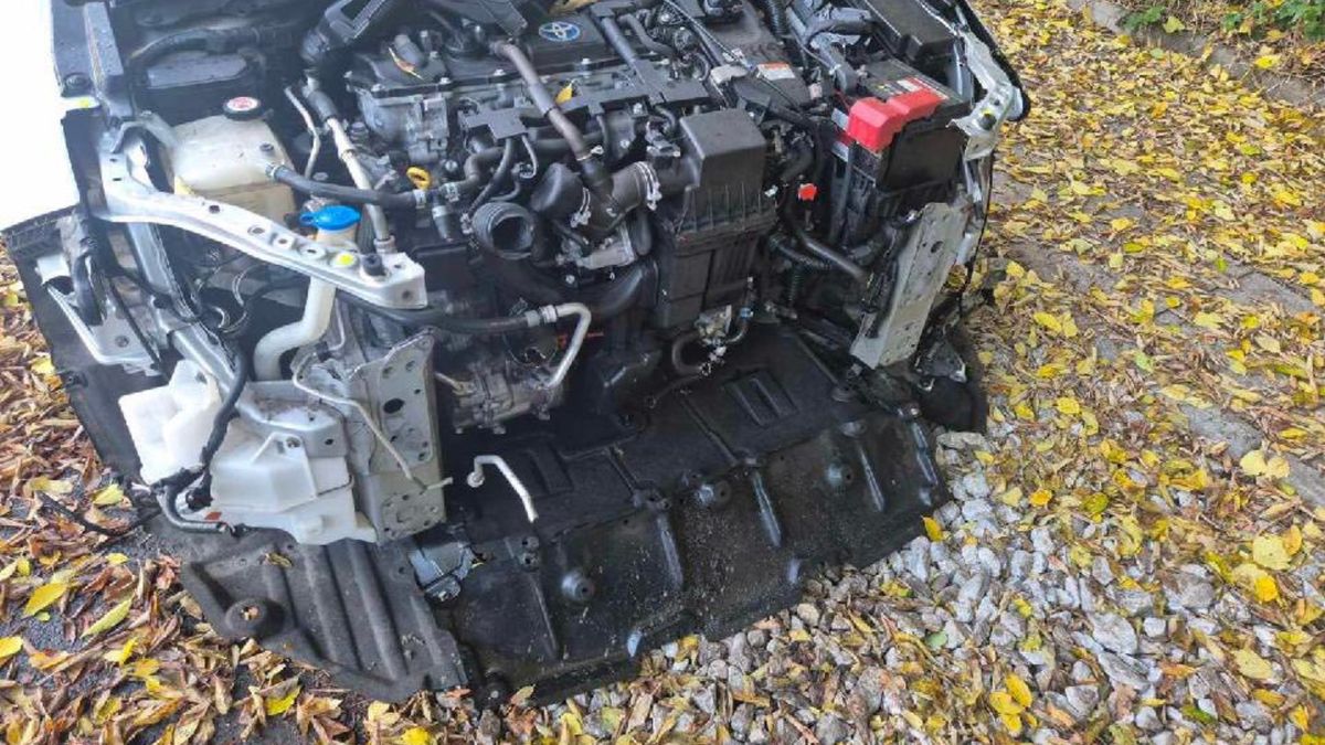 W nocy rozebrali jej toyotę.