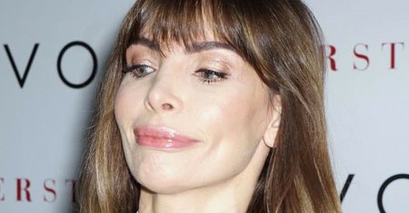 Agnieszka Dygant pozuje BEZ MAKIJAŻU i ocenia: "Bez niego jesteś jak GALARETA BEZ KSZTAŁTU" (FOTO)