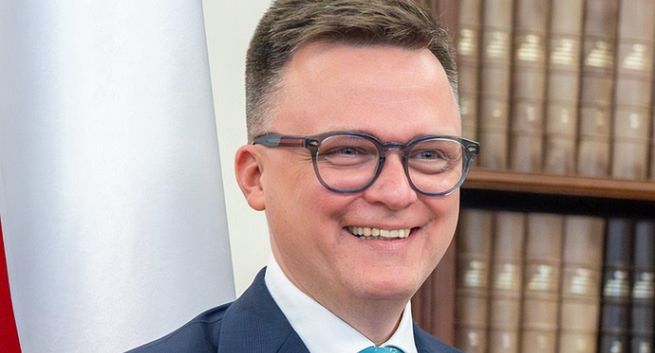 Sztab Hołowni chciał zlecić produkcję hejterskiego klipu? "Tego nie ma w naszym DNA"