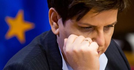 ZDJĘCIA TYGODNIA: kompromitacja Polski w Brukseli, Kotulanka znów pije, Międzynarodowy Strajk Kobiet, straszne twarze Isis Gee i "żywego" Kena