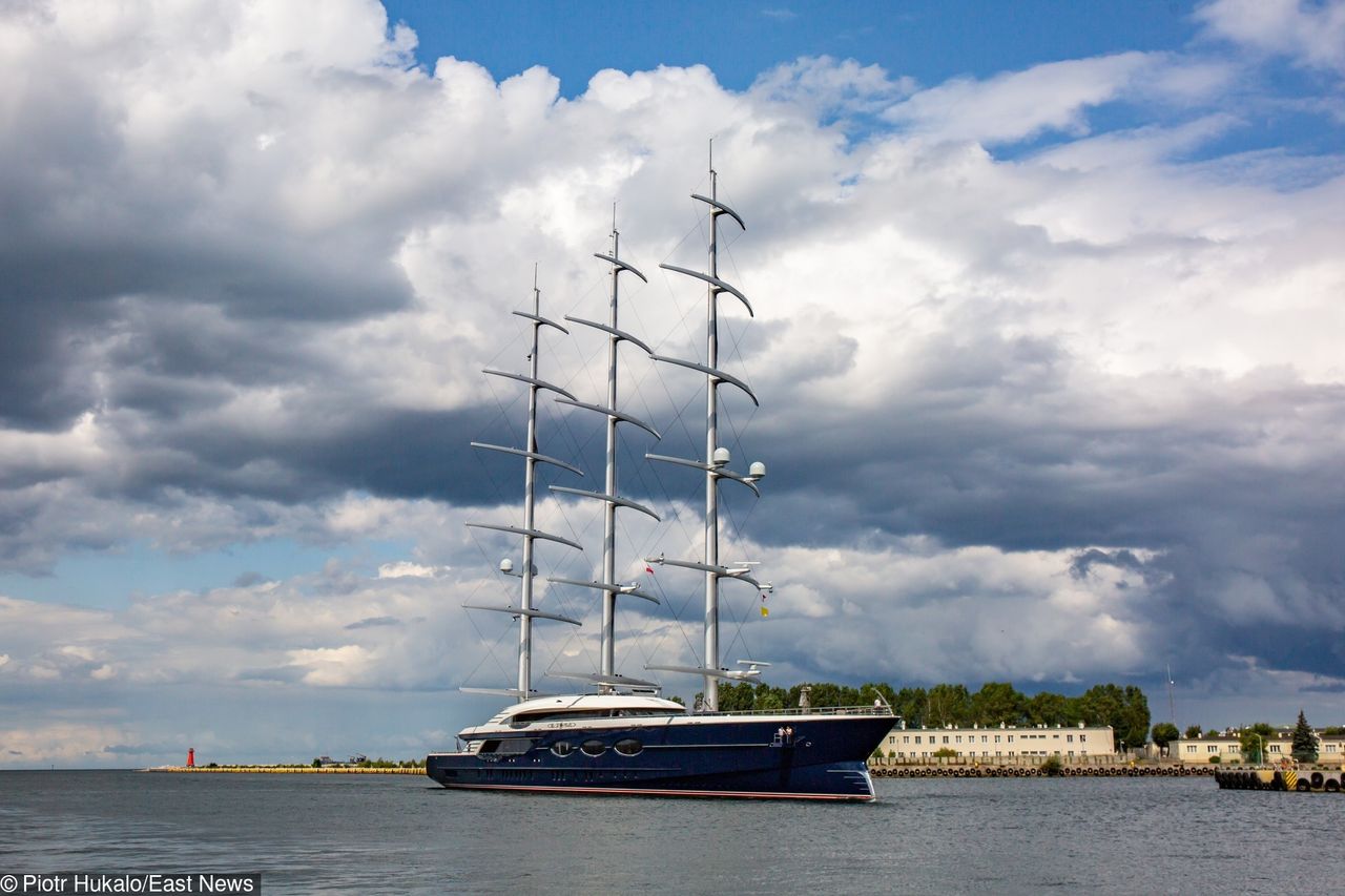 "Black Pearl" w Polsce. Największy prywatny żaglowy jacht świata w porcie w Gdańsku