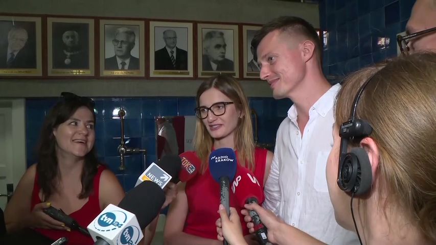 Pani Klaudia i pan Piotr Marzec - rodzice sześcioraczków z Krakowa