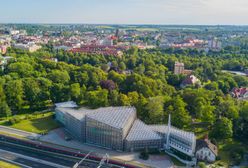 Gliwice. Palmiarnia zamknięta. Pawilon historyczny zyska nową elewację