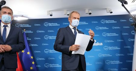 "Machina propagandowa TVP zaatakuje lekarzy". Platforma reaguje na odejścia z Rady Medycznej