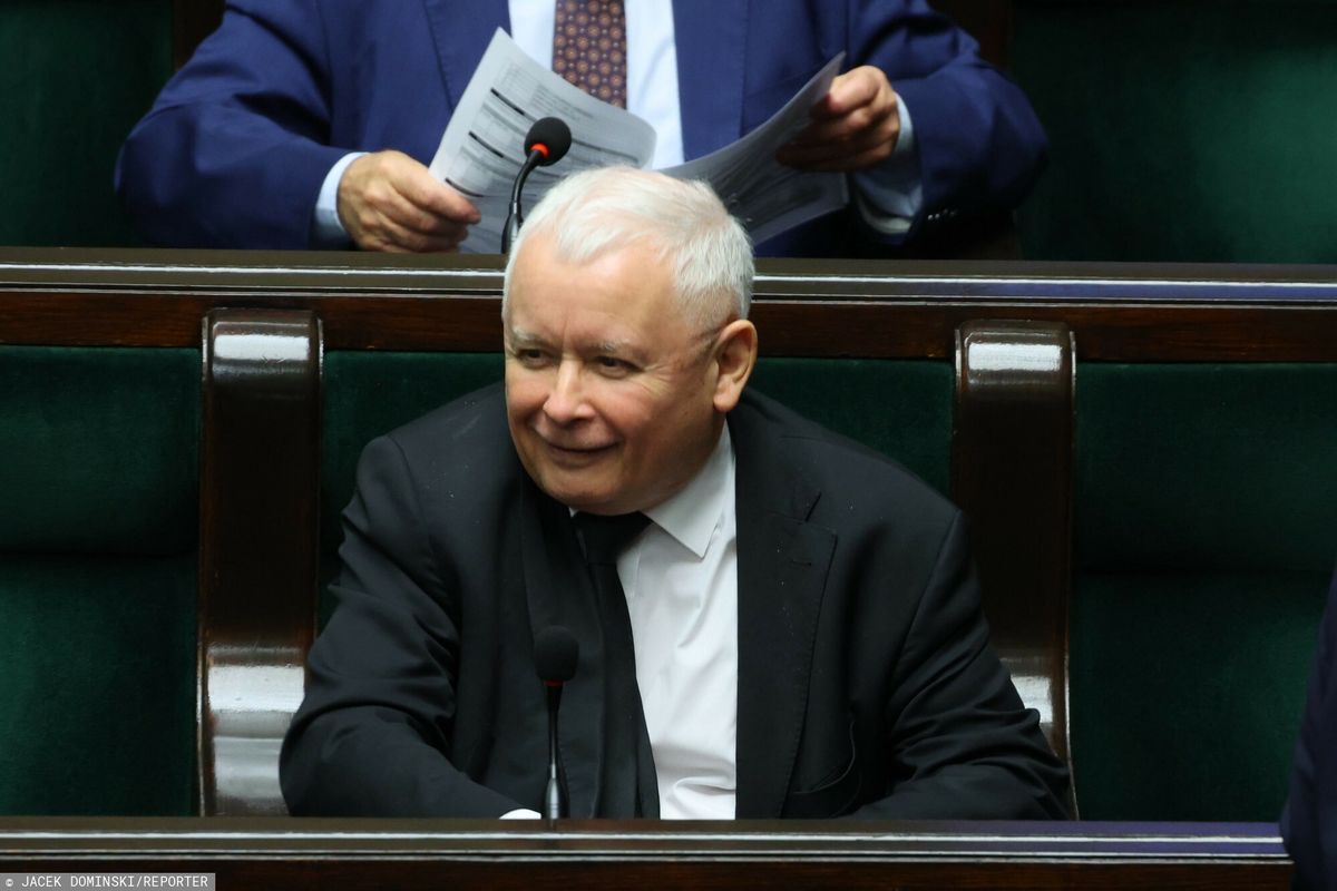 Setki tysięcy z PZU do PiS. Tak zarząd spółki wspiera partię Jarosława Kaczyńskiego