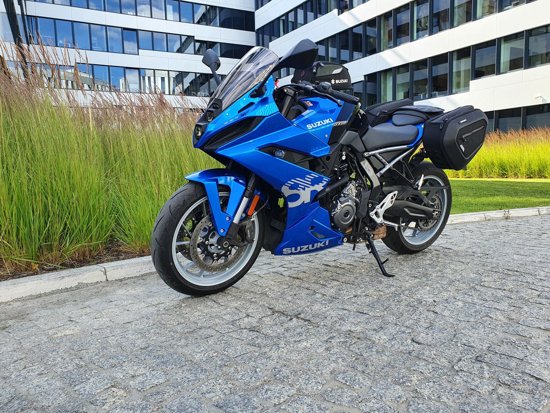 Suzuki GSX-8R