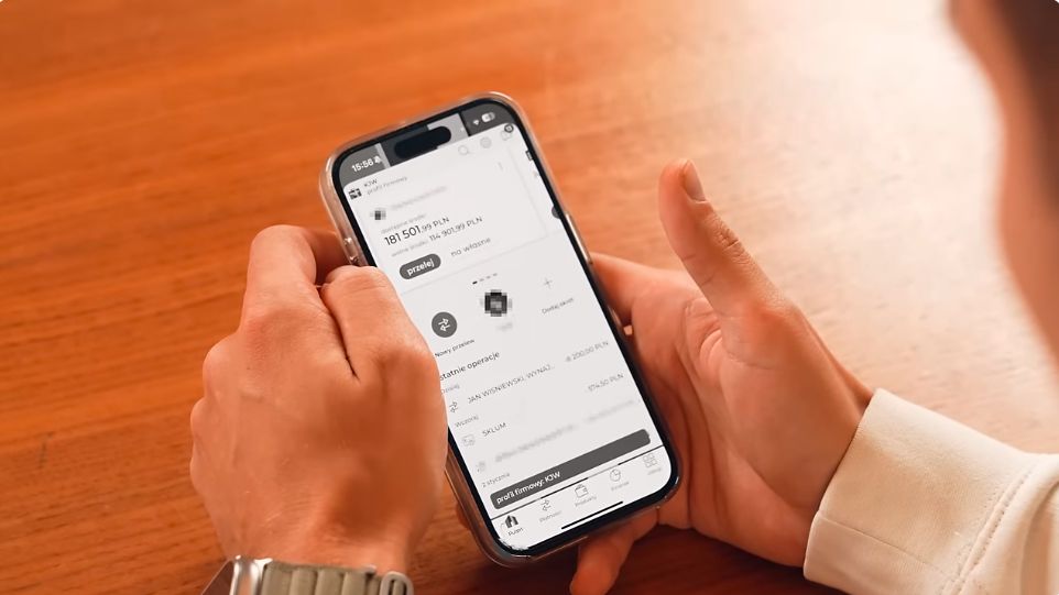 Friz pokazał stan konta