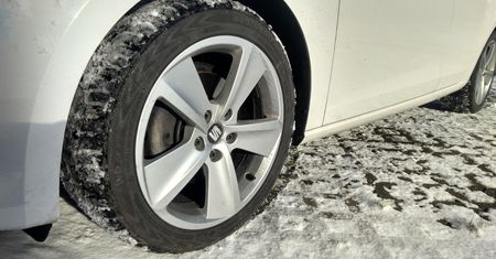 Jak fińska guma sprawdza się w warunkach polskiej zimy? Test opon Nokian WR D4