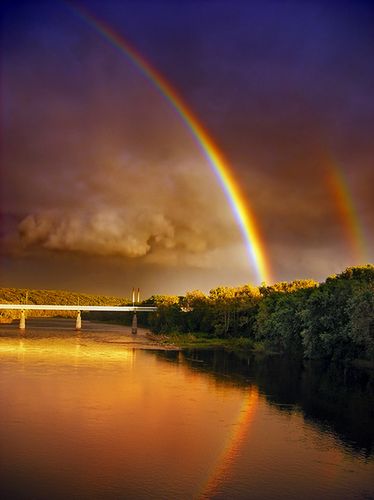 Poradnik: jak sfotografować tęczę - inspirujący, podniebny fenomen