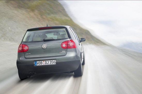 VW Golf trzyma kurs na sukces