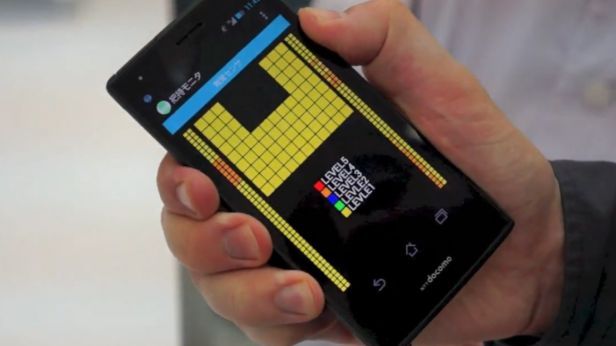 Grip UI - kontroluj smartfona, ściskając go [wideo] 1