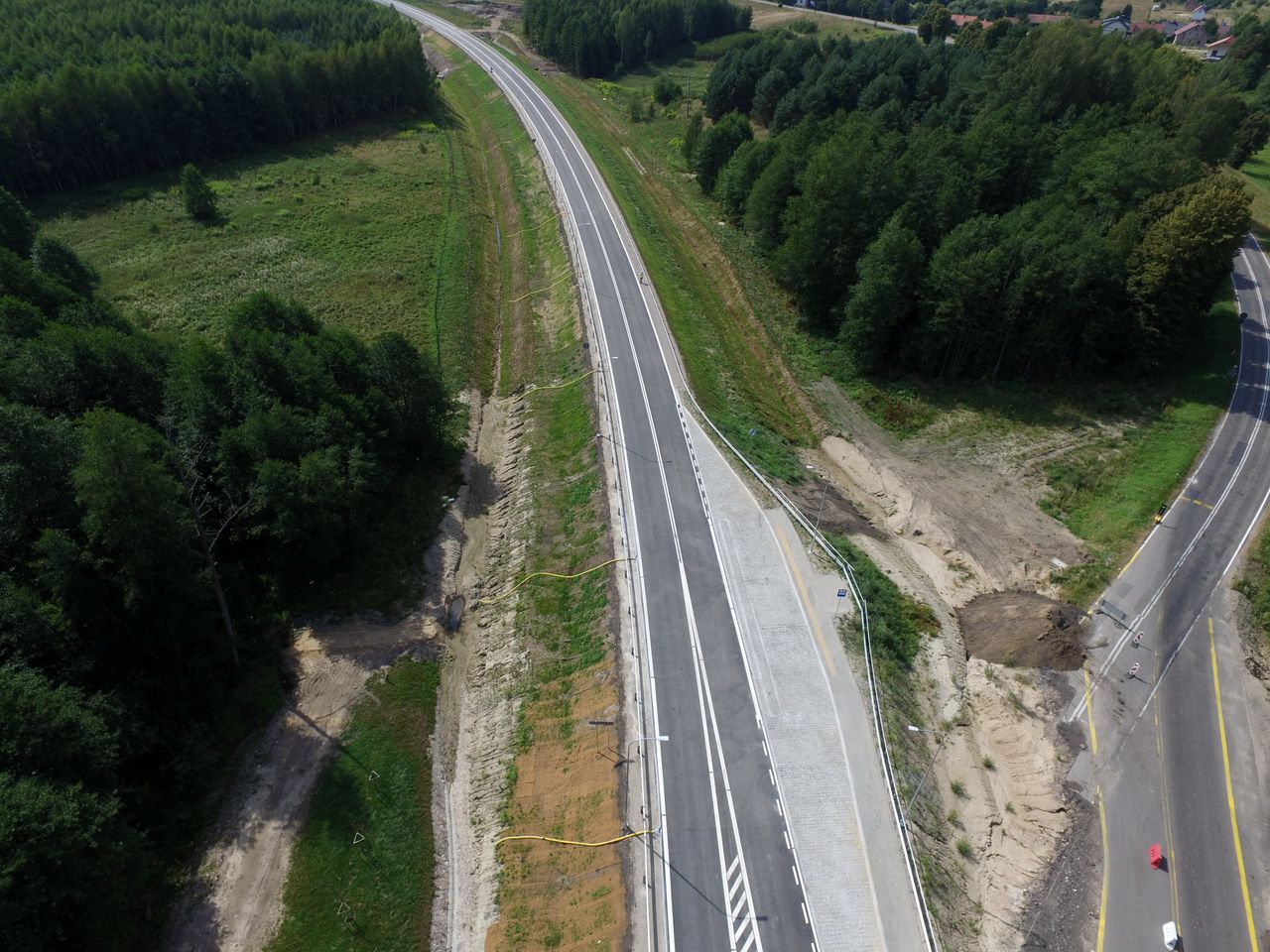 Pierwsza ze 100 obwodnic oddana kierowcom. Skorzystają mieszkańcy warmińsko-mazurskiego