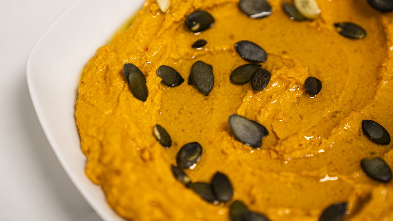 Odkąd robię to smarowidło, śniadanie jem tylko w jeden sposób. Po prostu palce lizać