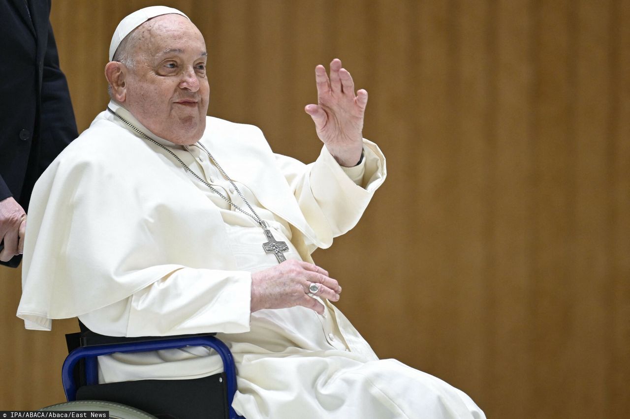 Pope Francis shares reflections as health stabilizes in hospital