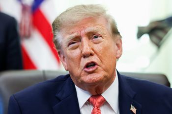 Zbliża się wyborcza "masakra"? Znany aktor uderza w Trumpa