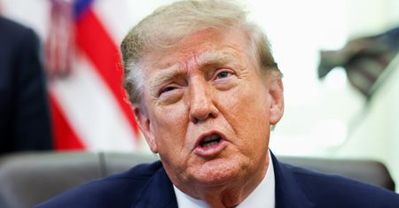 Zbliża się wyborcza "masakra"? Znany aktor uderza w Trumpa
