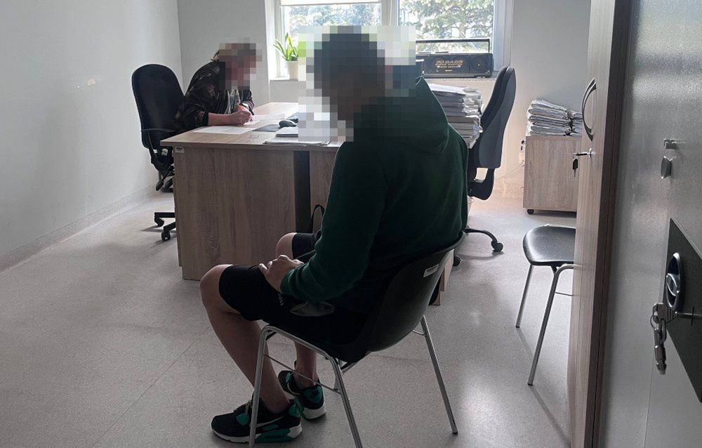 Warszawa. 25-latek groził śmiercią pracownikowi stacji benzynowej. Prowadził samochód pod wpływem narkotyków