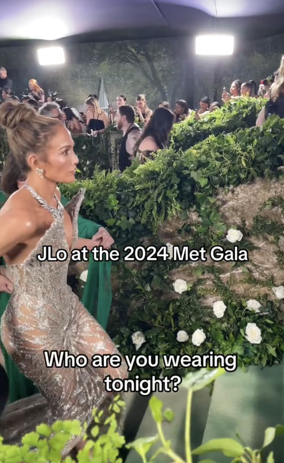 Internet users outraged by the behaviour of Jennifer Lopez