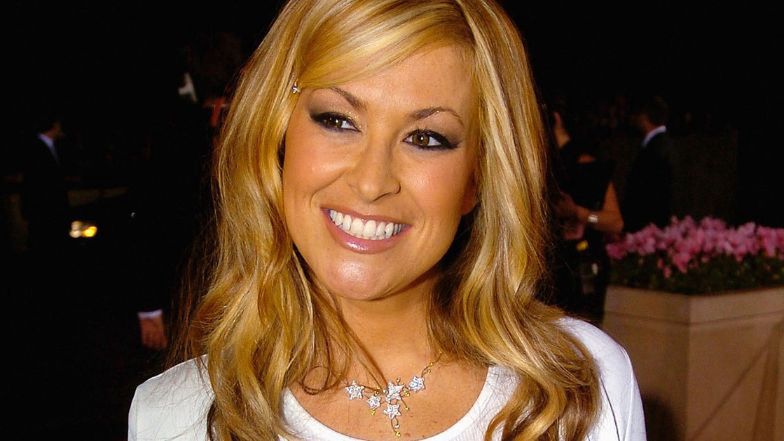 That is what 55-year-old Anastacia seems like right now.  She appeared on stage at a live performance in Germany.  Has time stopped for her?  (PHOTOS)
