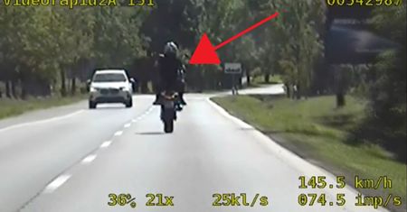 Brawurowa jazda motocyklisty. Ponad 150 km/h. Wszystko nagrali