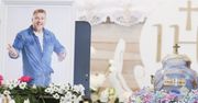 Żałobnicy nie przyszli ubrani na czarno na pogrzeb Jakubiaka. Wiadomo, dlaczego