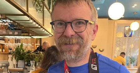 Uwielbiał biegać w Polsce. 45-latek zmarł podczas powrotu z maratonu