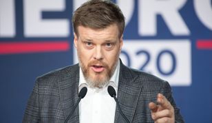 Adrian Zandberg: "Jest tylko jedno słowo na działania posłów PiS: 'hipokryzja'"