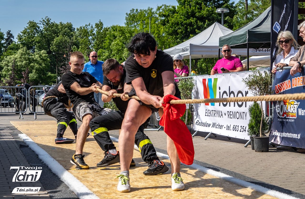 II Mistrzostwa w przeciąganiu liny w Pile