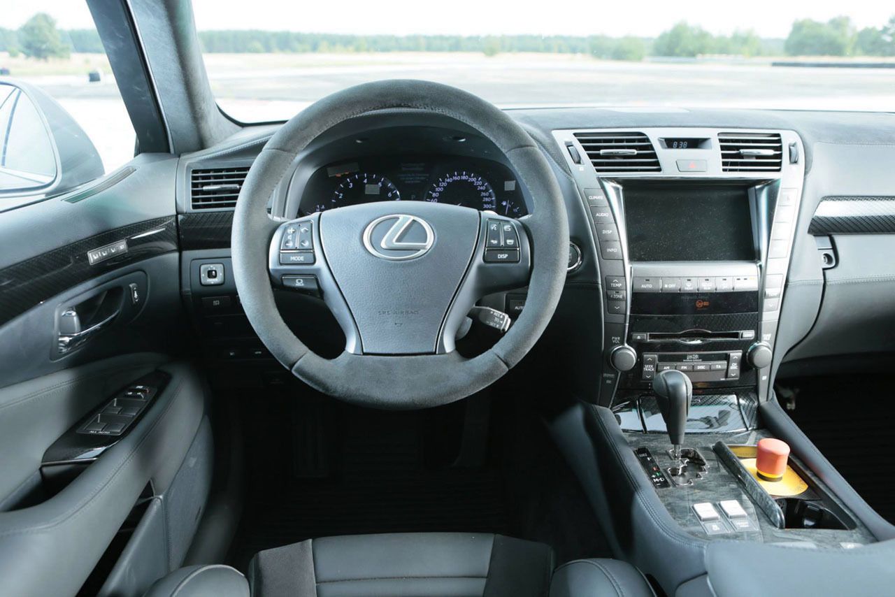 Lexus LS Sports 650 TMG