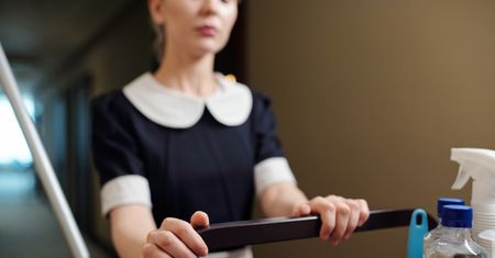 Nie używaj w hotelu. Pokojówka ostrzega