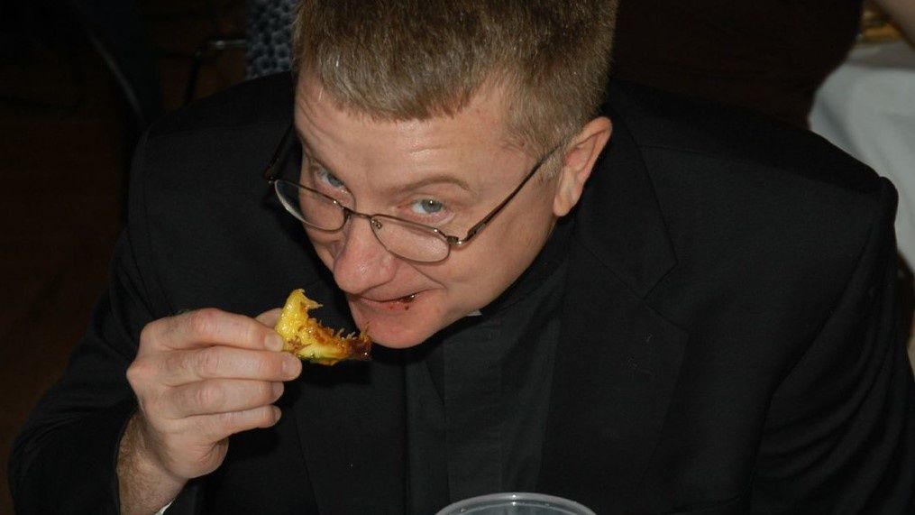 Jak przyjąć księdza po kolędzie?