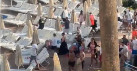 Nagrał ich przy hotelu w Turcji. Nie krepowali się