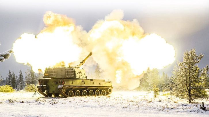 Norweski K9 Thunder podczas prób poligonowych.