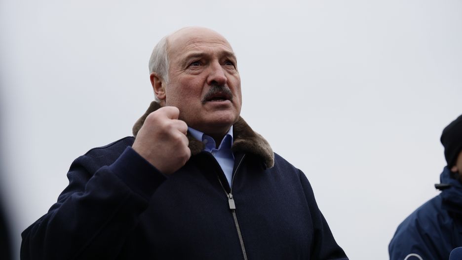 Belarus President Lukashenko visits refugee camp on Belarusian-Polish border
GRODNO, BELARUS - NOVEMBER 26: Belarusian President Alexander Lukashenko visits migrants waiting at the closed area allocated by Belarusian government on the Belarusian-Polish border in Grodno, Belarus on November 26, 2021. (Photo by Sefa Karacan/Anadolu Agency via Getty Images)
Anadolu Agency
belarus president lukashenko, belarusian-polish border, migrant crisis