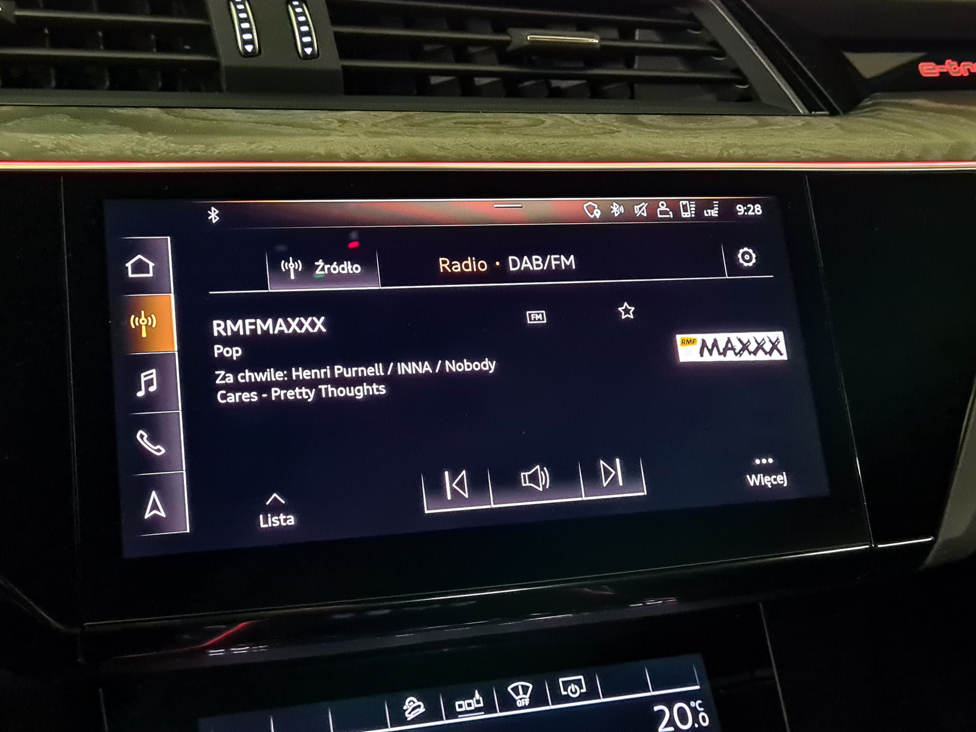 Audi e-tron Sportback: Wirtualne lusterka, Audi Charging Service, system i kamery 360 stopni z 3D 21