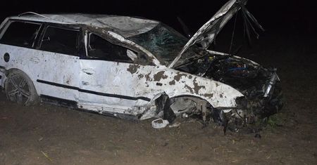 Tragedia w Lubelskiem. Pasażer aż wyleciał z auta