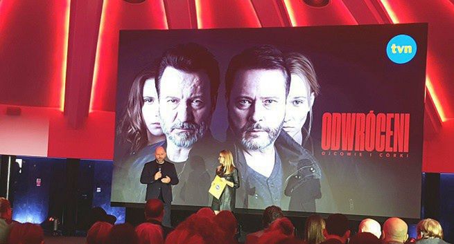 „Odwróceni. Ojcowie i córki” od 25 lutego w TVN. „Nowa seria umiejętnie nawiązuje do starych odcinków, ale jest zupełnie nową historią”