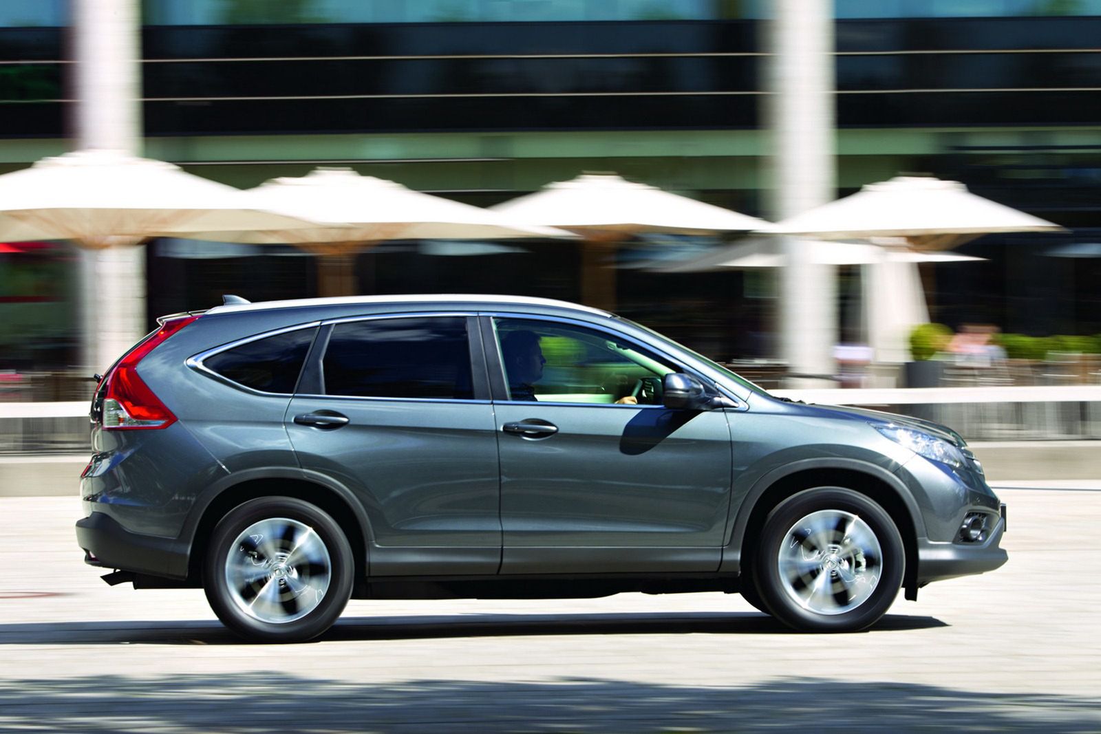 2013 Honda CR-V - obszerna galeria prosto od producenta 28