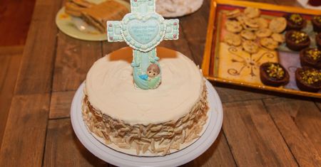 Tort na chrzest – tort dla chłopca, tort dla dziewczynki, tort klasyczny, tort biały