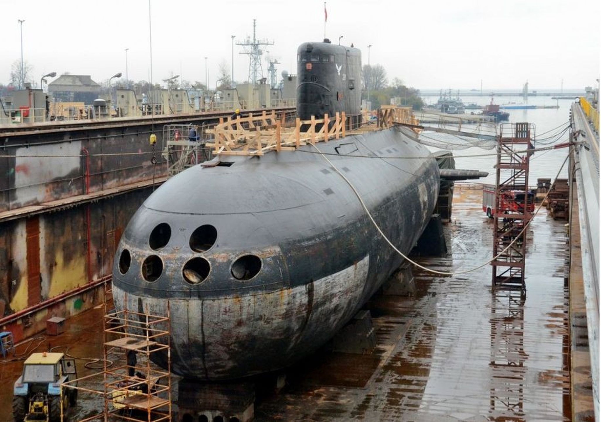 ORP "Orzeł" podczas remontu