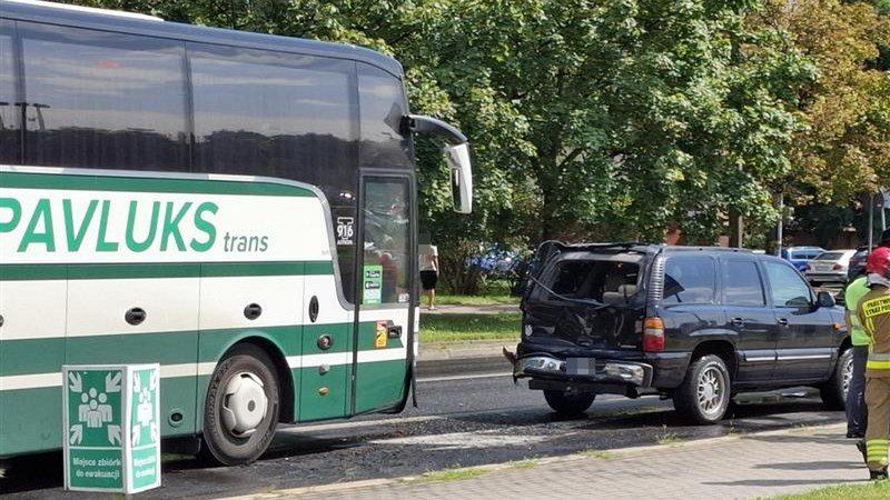 31.07.2025, zderzenie autokaru z trzema pojazdami osobowymi.