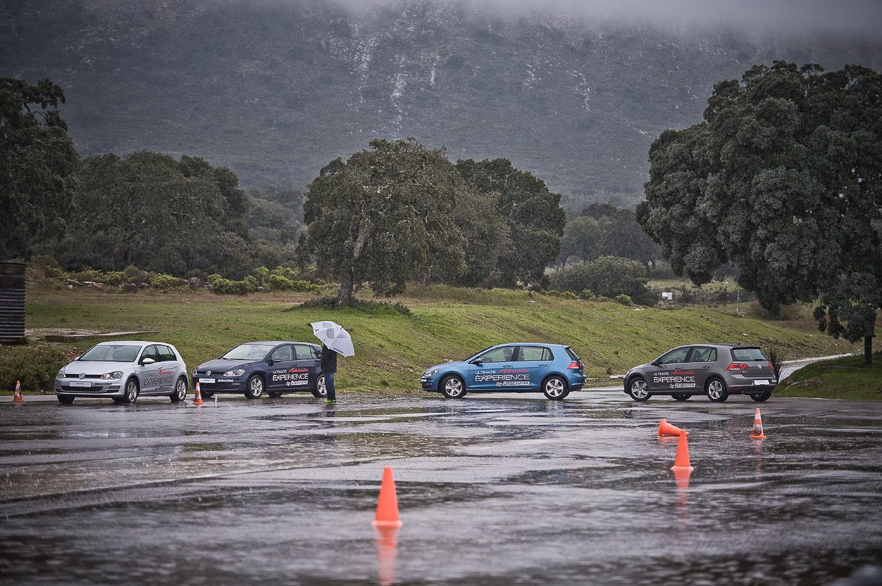 Test opon Bridgestone Potenza Adrenalin RE002 w Ascari Race Resort [galeria] 31